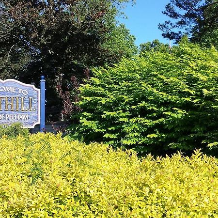 Hipwell'S Motel Fonthill Εξωτερικό φωτογραφία