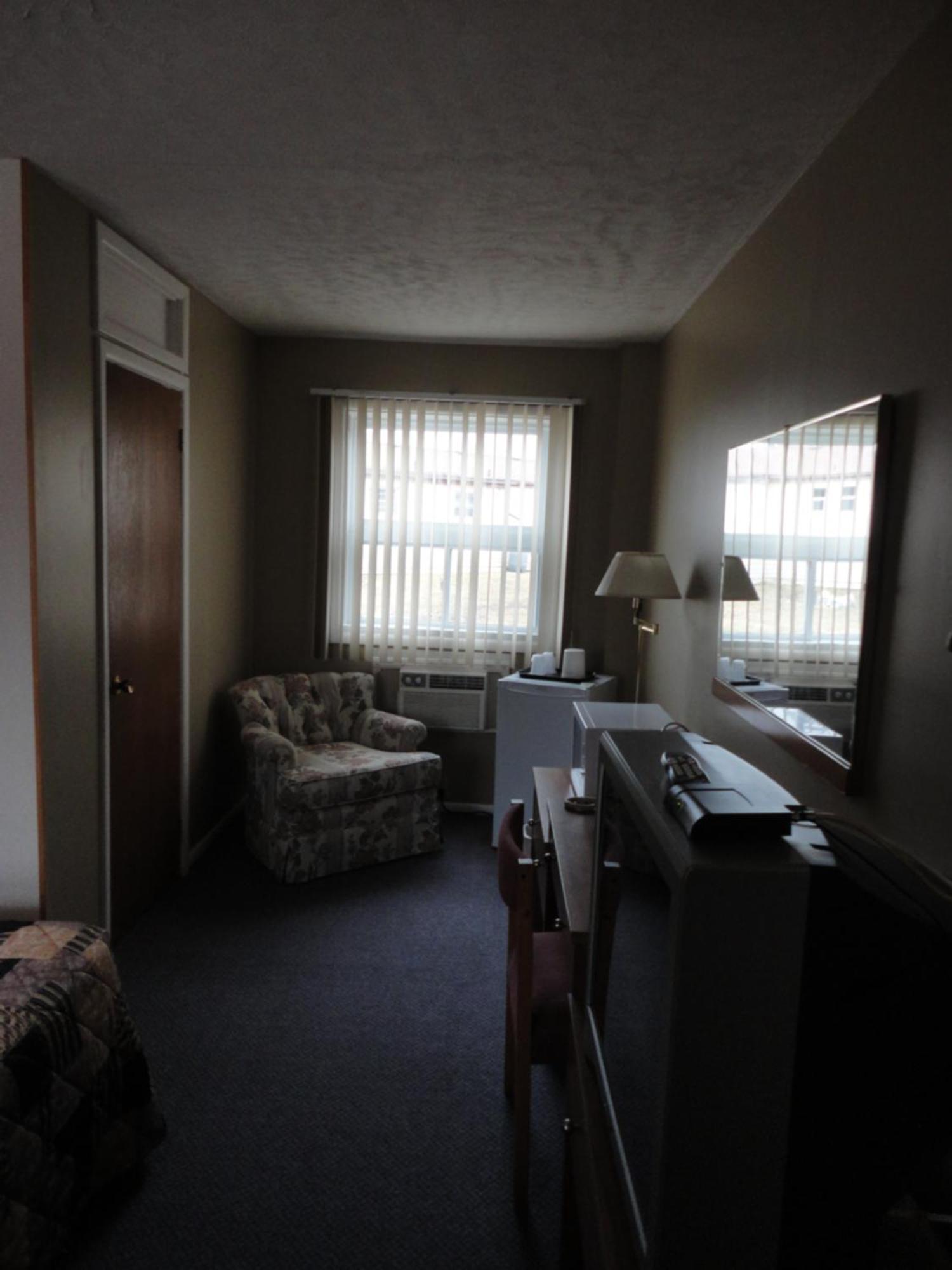Hipwell'S Motel Fonthill Εξωτερικό φωτογραφία