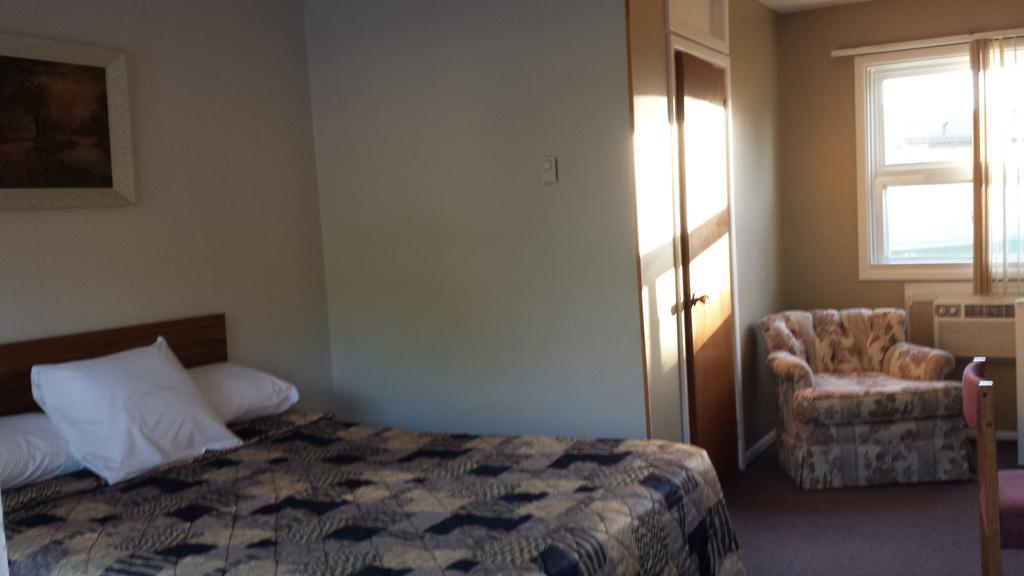 Hipwell'S Motel Fonthill Δωμάτιο φωτογραφία