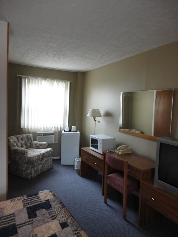 Hipwell'S Motel Fonthill Εξωτερικό φωτογραφία