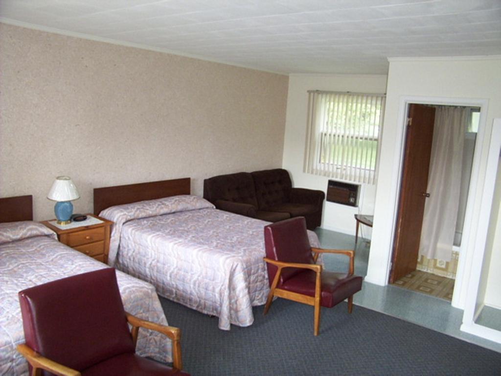 Hipwell'S Motel Fonthill Εξωτερικό φωτογραφία